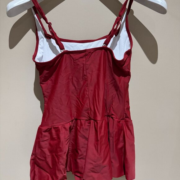 Red strap blouse - Picture 1 of 3